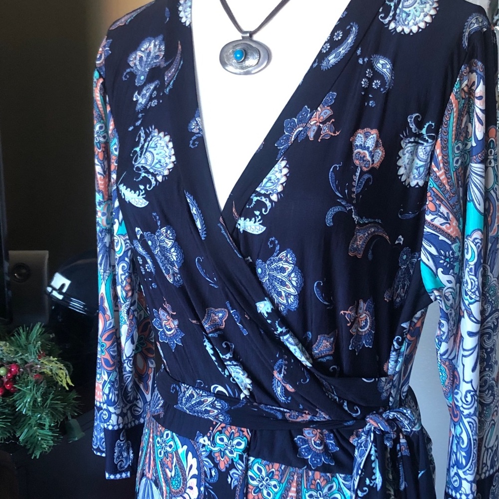 💙 Vintage Women's V Neck dress size medium